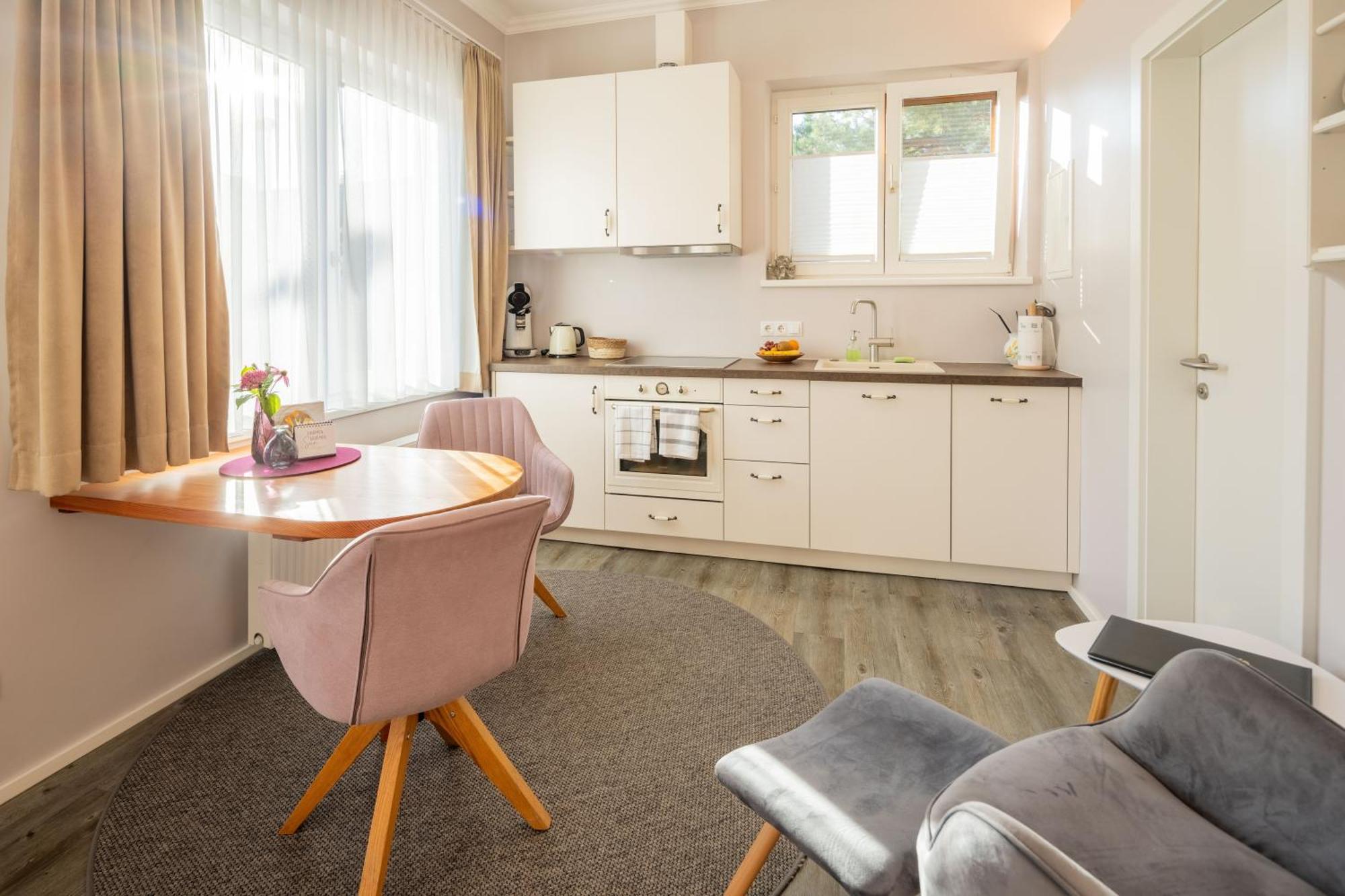 Haus Christina - Romantik Suite Bürs Екстериор снимка
