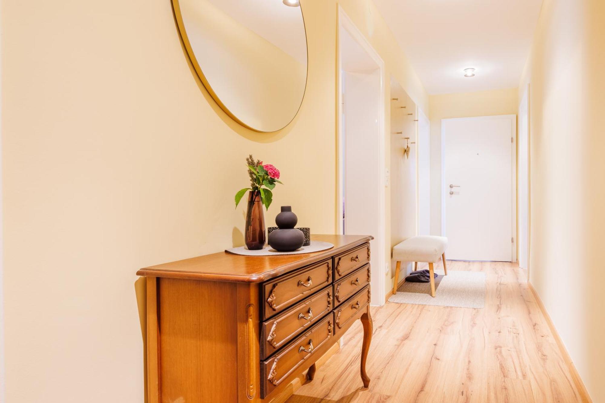 Haus Christina - Romantik Suite Bürs Екстериор снимка