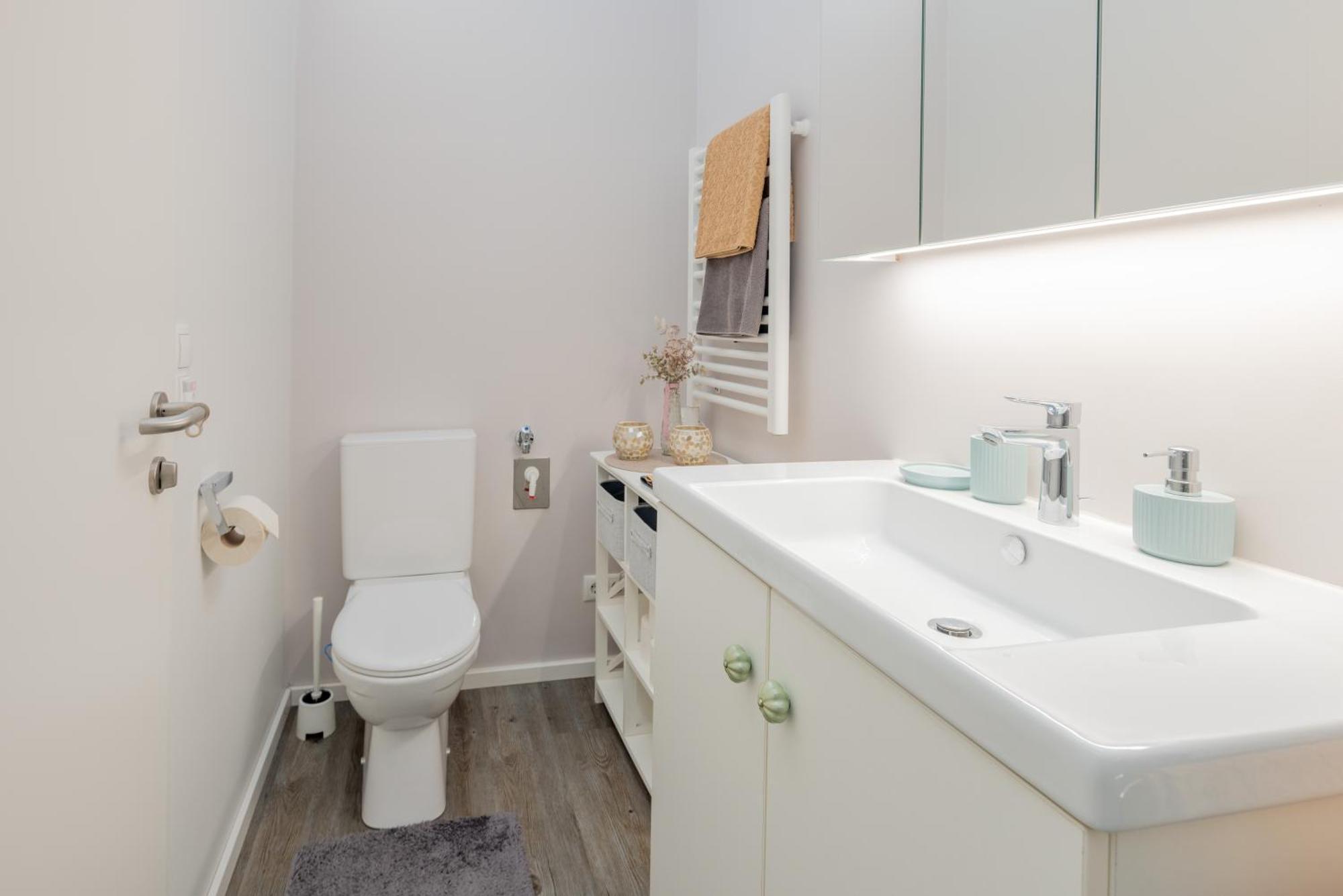 Haus Christina - Romantik Suite Bürs Екстериор снимка